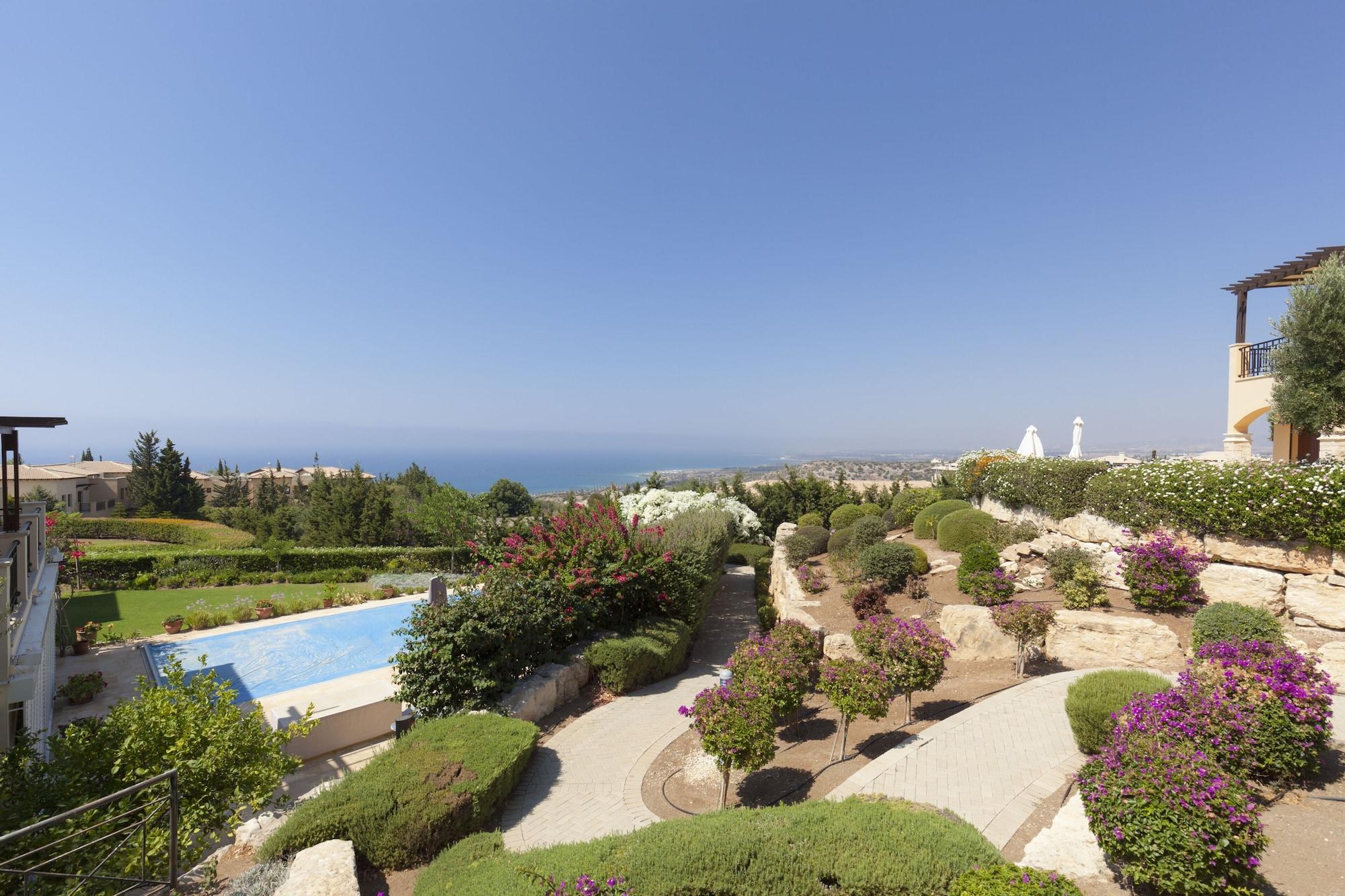 Aphrodite Hills Holiday Residences Екстериор снимка