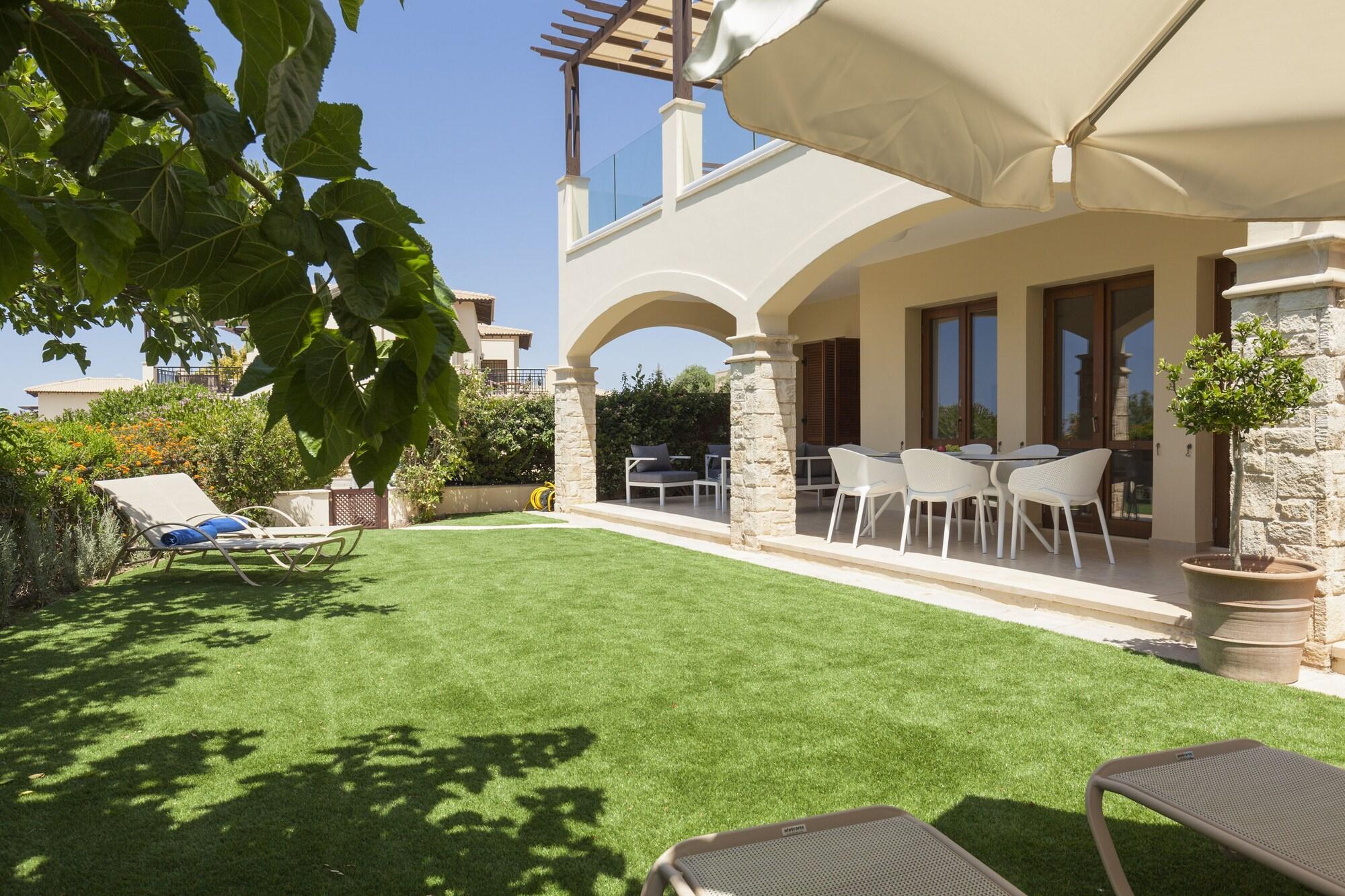 Aphrodite Hills Holiday Residences Екстериор снимка